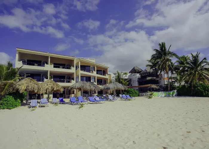 Aquatech Derosa 3* Akumal