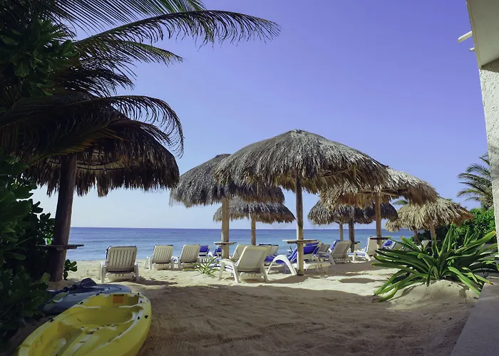 Hotel Aquatech Derosa Akumal